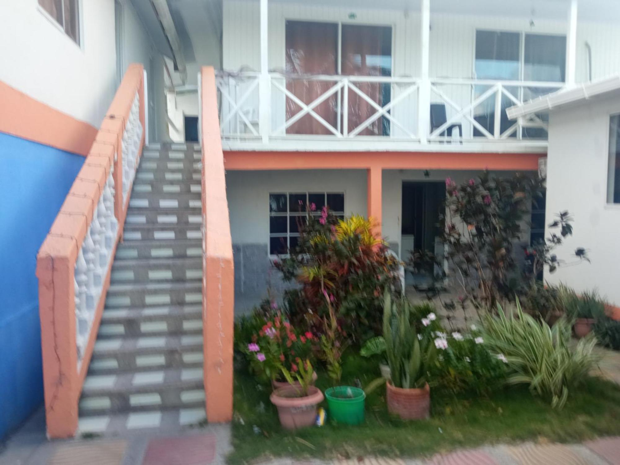 Hotel Posada Valerie Archibolds Exterior foto